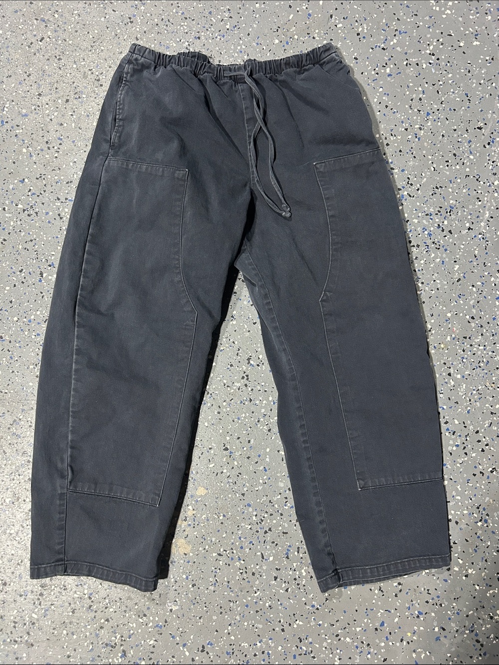 Gap Mid rise Utility Barrel Pants